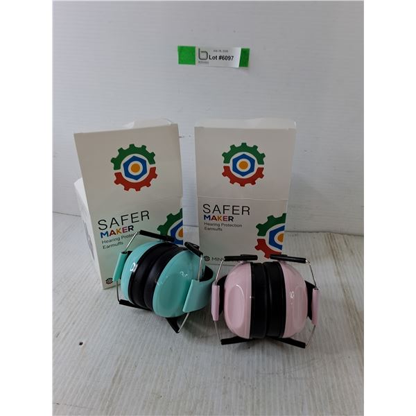 (2) New Minimakers Hearing Protection Earmuffs 1 Green 1 Pink