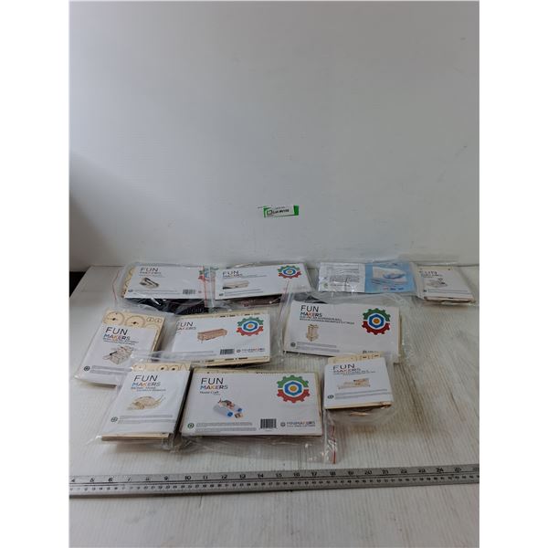(10) New Minimakers STEM Building Toys