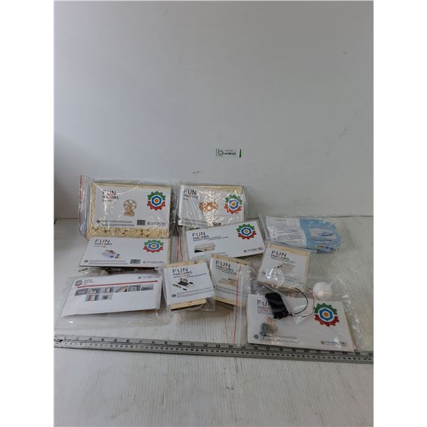 (10) New Minimakers STEM Building Toys