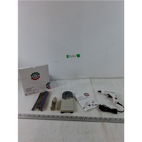 New Minimakers Crafters Glue Gun with Stand, Drip Tray, On/Off Switch, Glitter Glue Sticks
