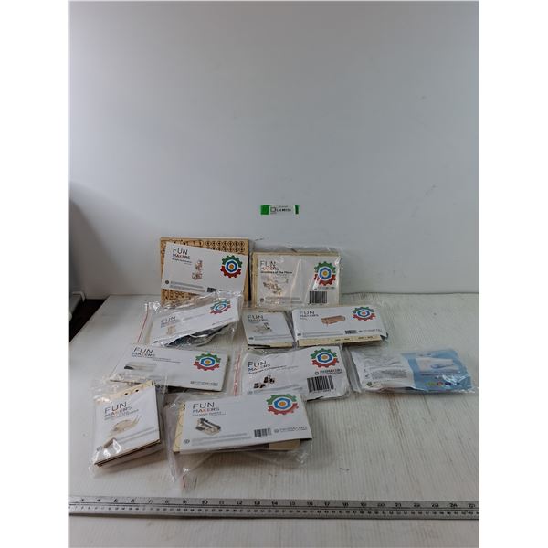 (10) New Minimakers STEM Building Toys