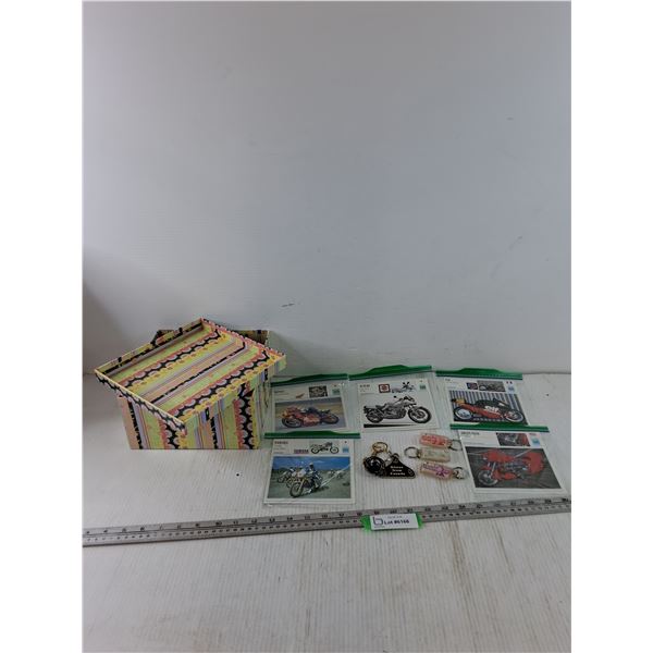 (5) 2-Card Pack Motorcycle Cards, (5) Keychains