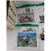 Image 4 : (5) 2-Card Pack Motorcycle Cards, (5) Keychains