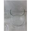 Image 3 : (3) Glass Vases