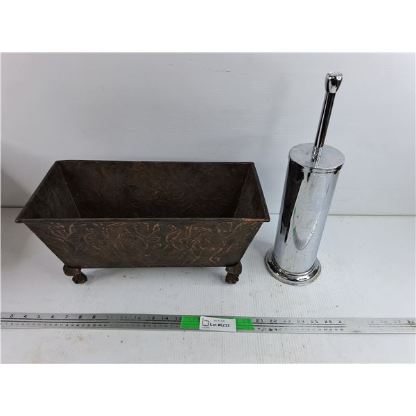 Metal Planter & Toilet Brush