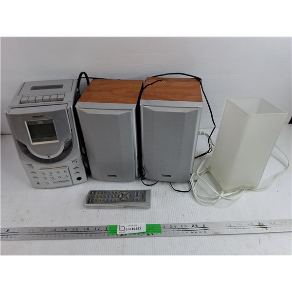 Teac CD Receiver System & Desk Lamp - Powers On, As Is