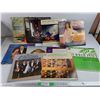 Image 1 : Assorted Vinyl Records - Charly McClain, Jim Reeves, Emeralds, Misc