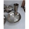 Image 6 : Assorted Stock Pots & Frying Pans