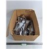 Image 1 : Bulk Stainless Steel Fixed & Adjustable Shelf Brackets-13", Pickup Preferred