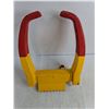 Image 2 : Trimax Chock Lock w/Keys