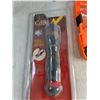 Image 4 : LED Fan Blade Bulbs, Flashlight, Rangers Survival Jack Knife, Black & Decker Bit Set - Partial