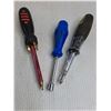 Image 5 : HD Stapler, Pliers, Snips, Drivers