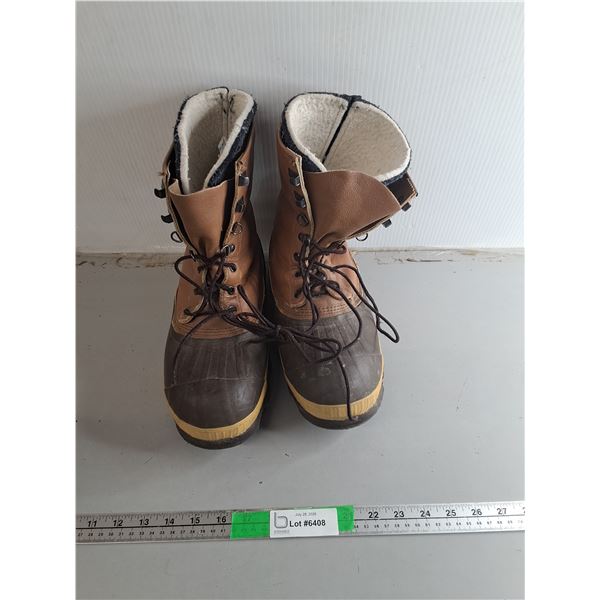 Men's Sorel Steel Toed Winter Boots- Approx. 8.5/9