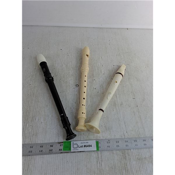 (3) Plastic Recorders