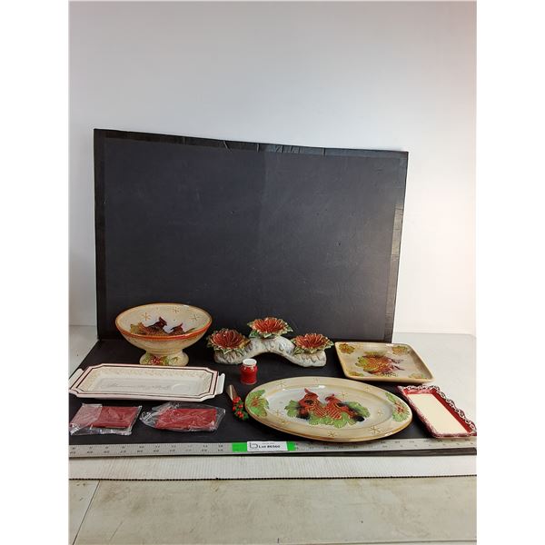 Holiday Plate & Table Pieces ( as is)