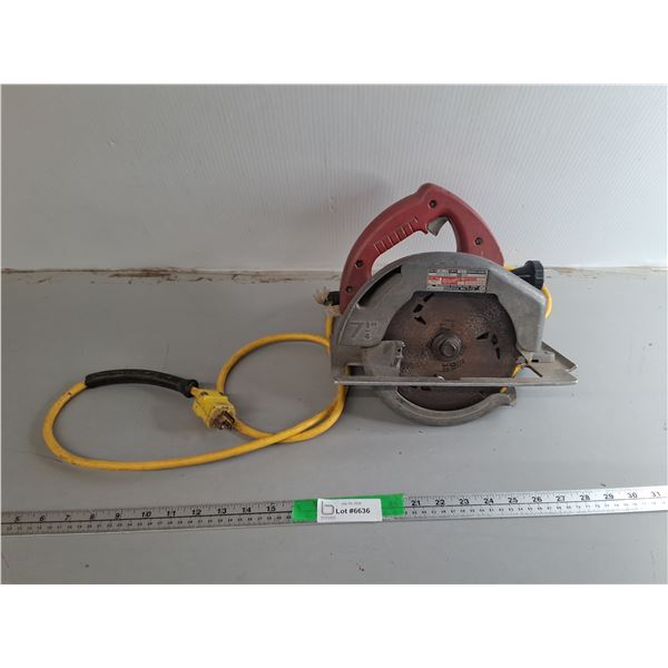 Milwaukee Circular Saw- Powers On/As Is