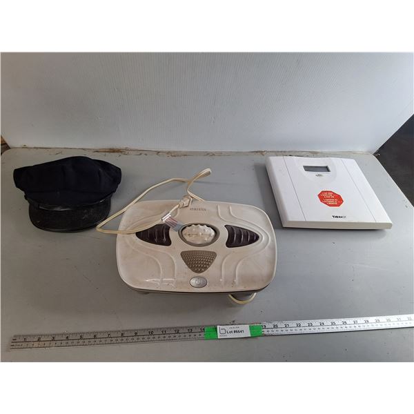 Homedics Vibration Foot Massager- Powers On, Chauffeur Cap, Home Scale- Requires Repair