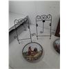 Image 3 : Rooster Artwork Up to 9.5" x 7.75", Decorative Plates, Photo Frame Stands