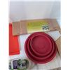 Image 5 : Assorted Kitchenware, Cookbooks, Onion Mask, BC Grilling Planks, Ice Trays, Spatula, Misc