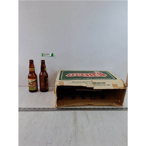 (12) Empty Old Style Pilsner Beer Bottles and Box