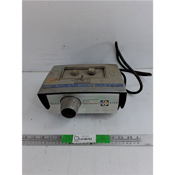 Super Technicolor 810 Instant Movie Projector - As Is