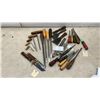 Image 1 : Assorted Perfect Handle Screwdrivers, Awls, Robinson Screwdrivers, Stanley Putty Knives, and More