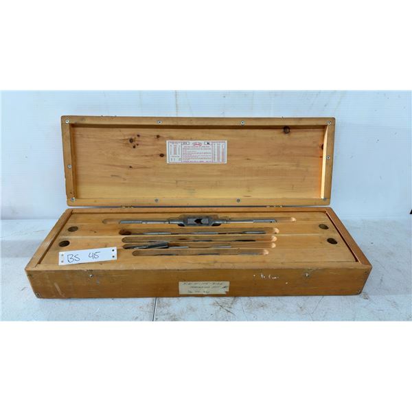 Threading Set 1/2" - 3/4" Military Set