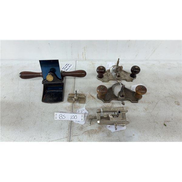 3 Stanley Routers No. 71 and No. 271, Wood and Veneer No. 12 Scraper, No. 59 Doweling Jig
