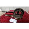 Image 2 : Empire Tobacco Co. Granby Quebec Antique Cast Iron Tobacco Plug Cutter