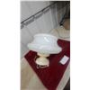 Image 2 : Vintage Semi-Flush Mount Ceiling Light Fixture with Tiered Opal Glass Shade and Cream Metal Base