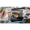 Image 6 : Aurora AFX Custom Van HO Scale Slot Car Race Set with Extra Track and More Didn.T See Any Cars
