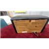 Image 4 : Sylvania Model 519 AM Radio, Circa 1950, Black Plastic Case with Cream Louvered Grille