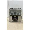 Image 7 : Seeburg Stereo Consolette Coin-Operated Jukebox Wallbox with Stereo Speakers