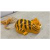 Image 4 : Tyco Garfield Lying Down Push-Button Novelty Telephone with Handset and Cord