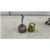 Image 4 : Henry Troemner Balance Scale with Cast Iron and Brass Weights and More