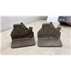 Image 2 : Cast Metal Stagecoach Bookends, Horse Head Bookends, Figurines, and More
