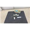 Image 1 : Vintage Lunettes Essuie-Glaces Battery-Powered Windshield Wiper Glasses with Box