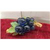 Image 2 : Decorative Art Glass Grape Cluster, Dishes, Fruit Sculptures, and More