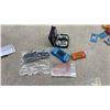 Image 3 : Vintage Razor Blade Collection: Gillette, Rugby Blue Steel, Gem, Tobacco Cards and More