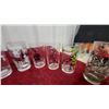 Image 5 : Collection of Vintage McDonald's Batman 1989 Promotional Drinking Glasses and Disney Robin Hood