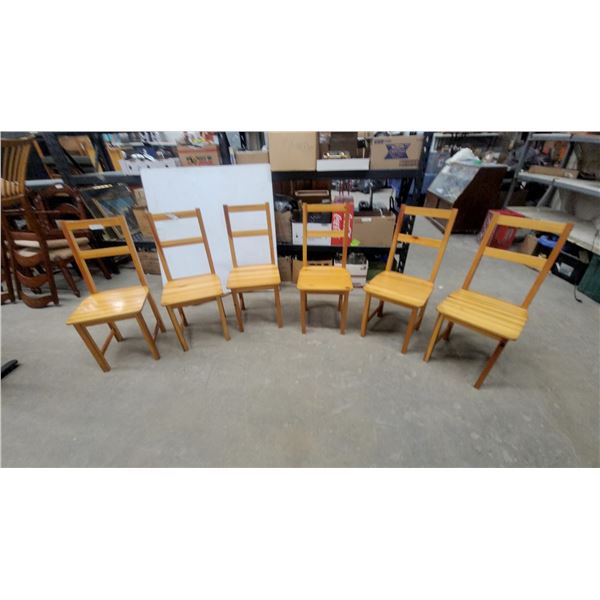 Set of Six Light Pine Wooden K Chairs with Two-Slat Backrest and Plank Seat