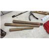 Image 7 : Vintage Stanley Hand Planes, Craftsman Back Saw, Manual Drill, Auger Bit Set, Butt Markers