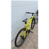 Image 9 : GT Aggressor Mountain Bike with Zoom Suspension Fork and Shimano 7-Speed Drivetrain