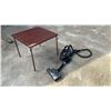 Image 1 : TriStar Vacuum and Folding Card Table