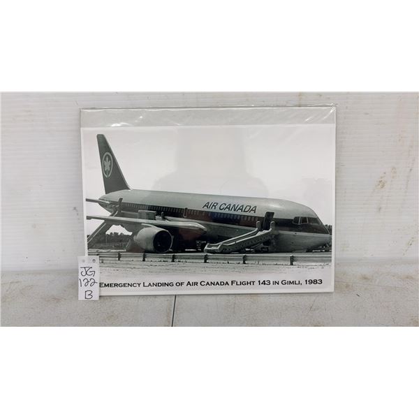 8 x 12" Photo of Air Canada Flight 143 Gimli Glider Emergency Landing, 1983