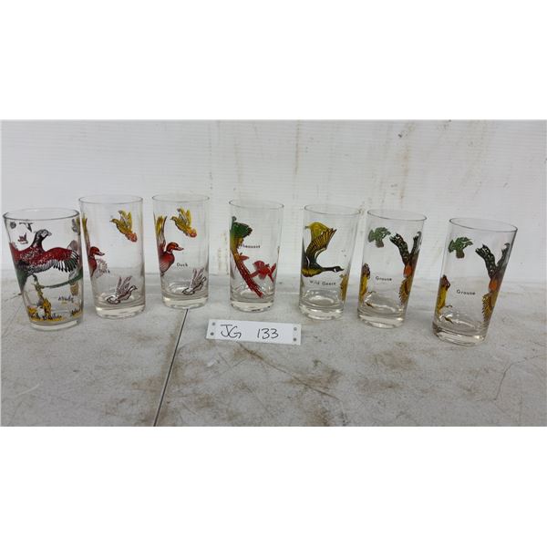 7 Vintage Hunting Drinking Glasses with Duck, Grouse, Wildgeese, Pheasants, 6 Are 5 1/2" High &