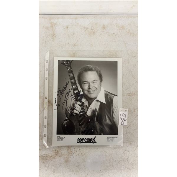 Roy Clark Autographed 8 x 10" Photograph