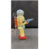 Image 4 : Schilling Reproduction of Nokia Eastman Astronaut Robot Battery-Operated Remote Control Tin