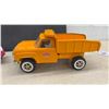 Image 5 : Vintage Tonka Mighty Dump Truck and Sportsman Scooter Pickup Truck