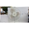 Image 4 : Pelonis FS40-8M Oscillating Stand Fan and Three-Speed Oscillating Table Fan